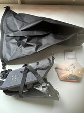 Load image into Gallery viewer, Pre Loved Vaude Trailguide II saddlebag
