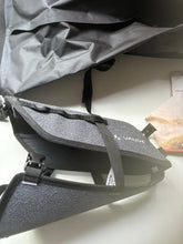 Load image into Gallery viewer, Pre Loved Vaude Trailguide II saddlebag
