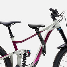 Load image into Gallery viewer, Shotgun 2.0 Child Bike Seat
